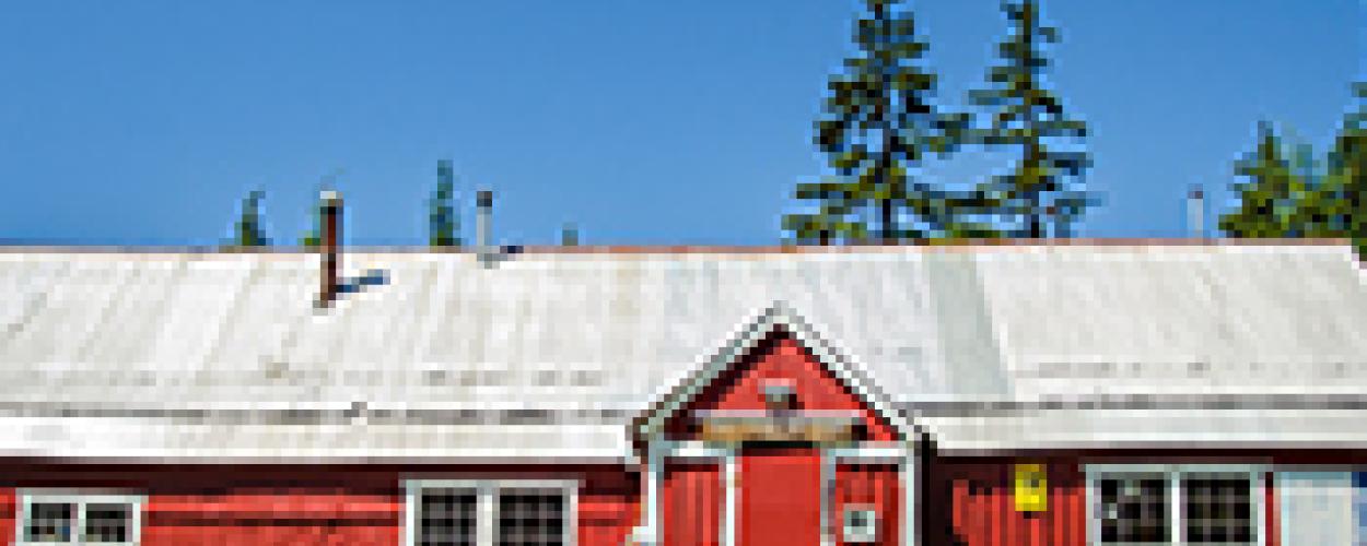 Hollyburn Lodge - Cypress Provincial Park
